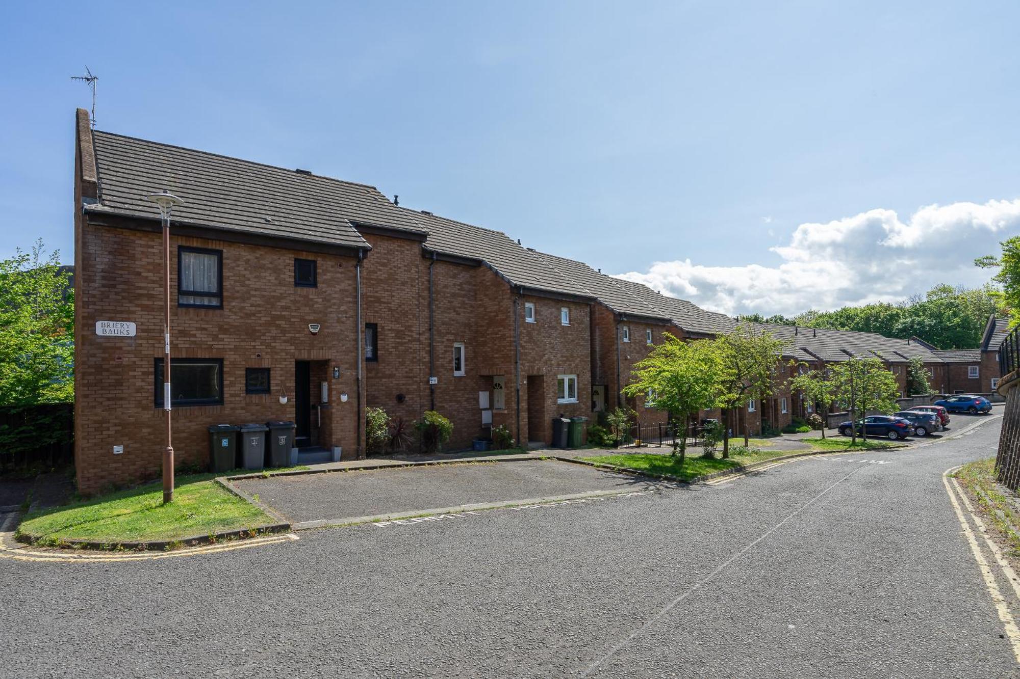 Centre House - 5 Bedrooms - Sleeps 9 - Parking Holiday home