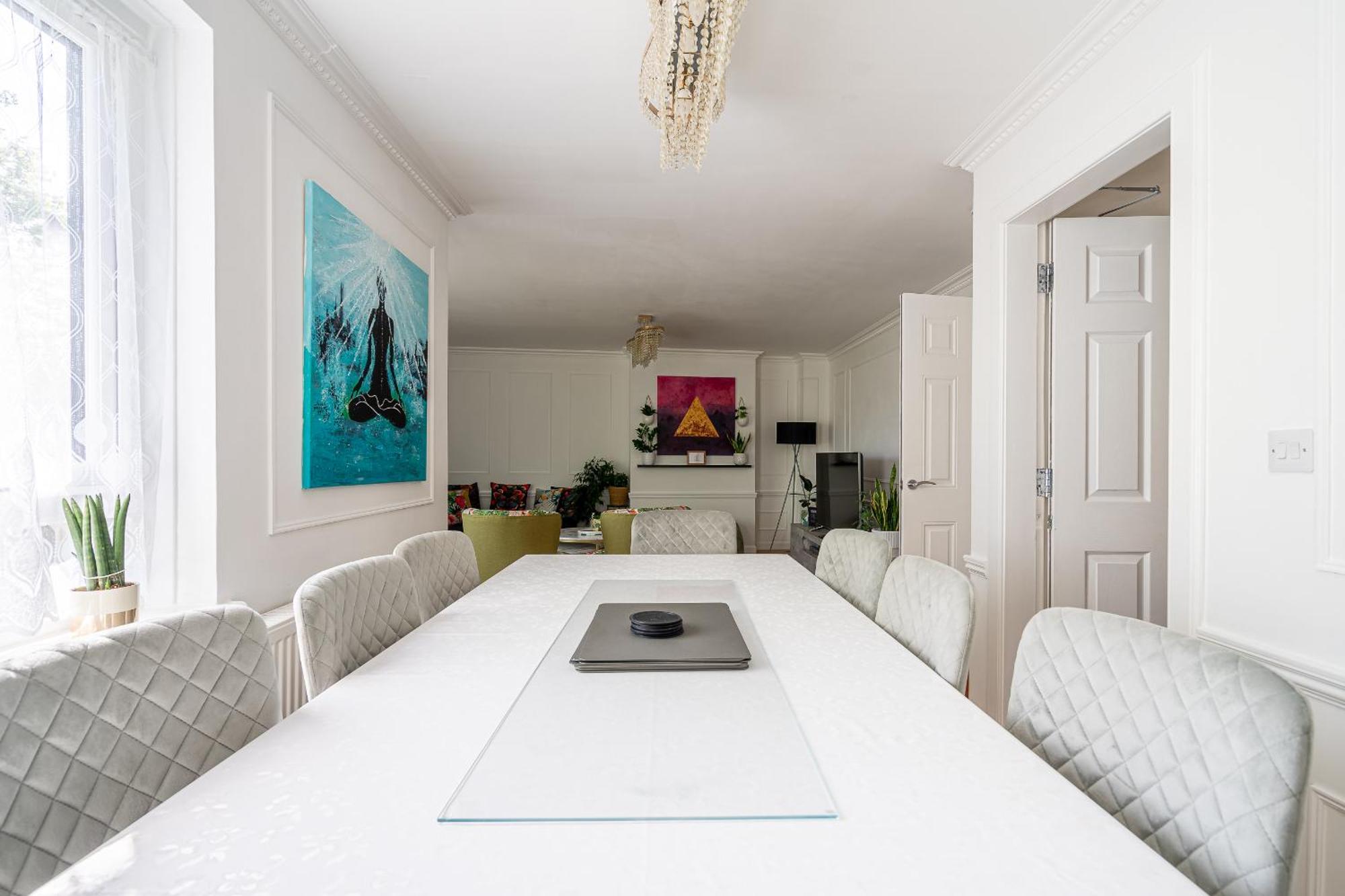 Centre House - 5 Bedrooms - Sleeps 9 - Parking Vakantiehuis *