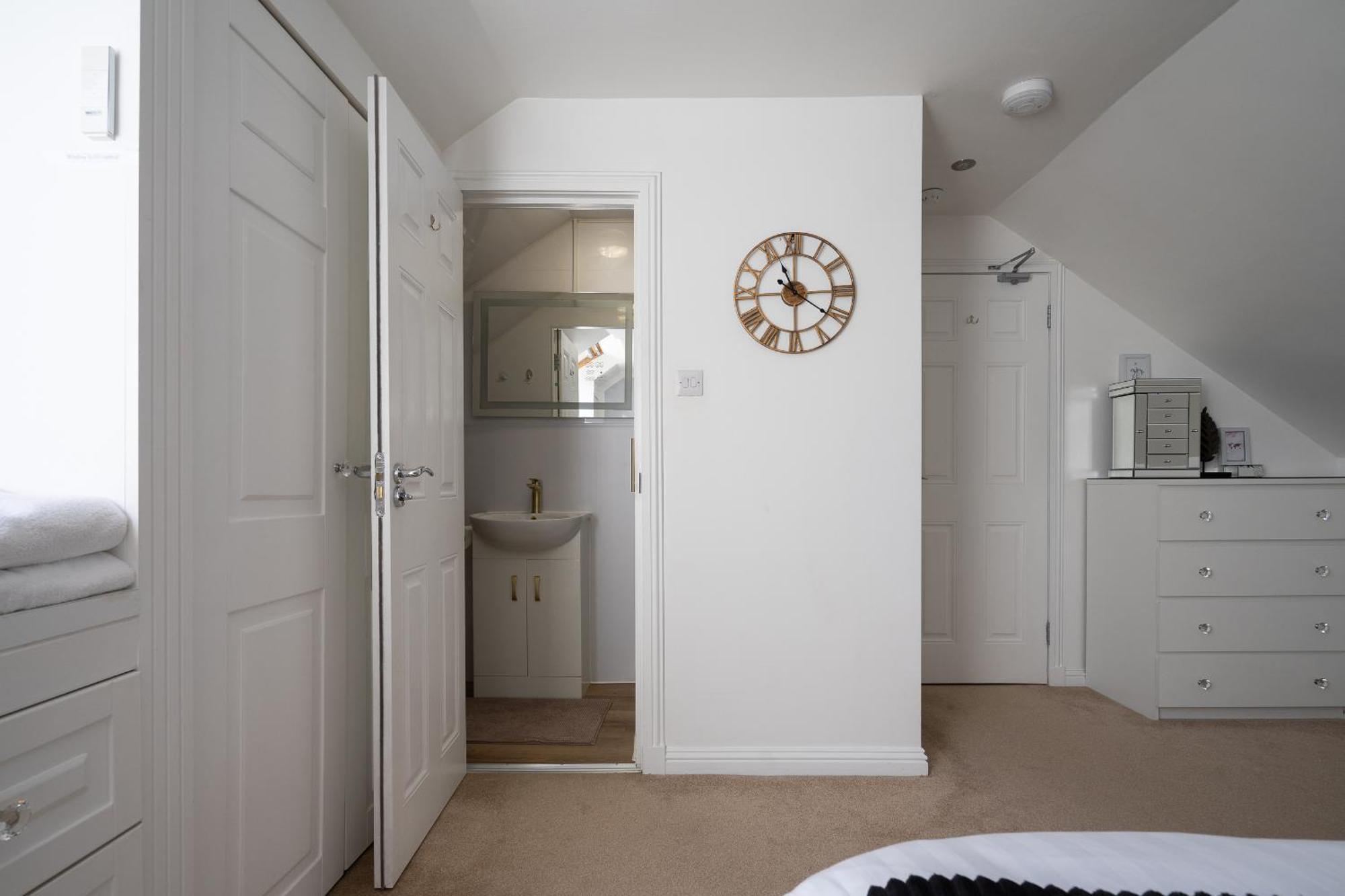 Centre House - 5 Bedrooms - Sleeps 9 - Parking Vakantiehuis *