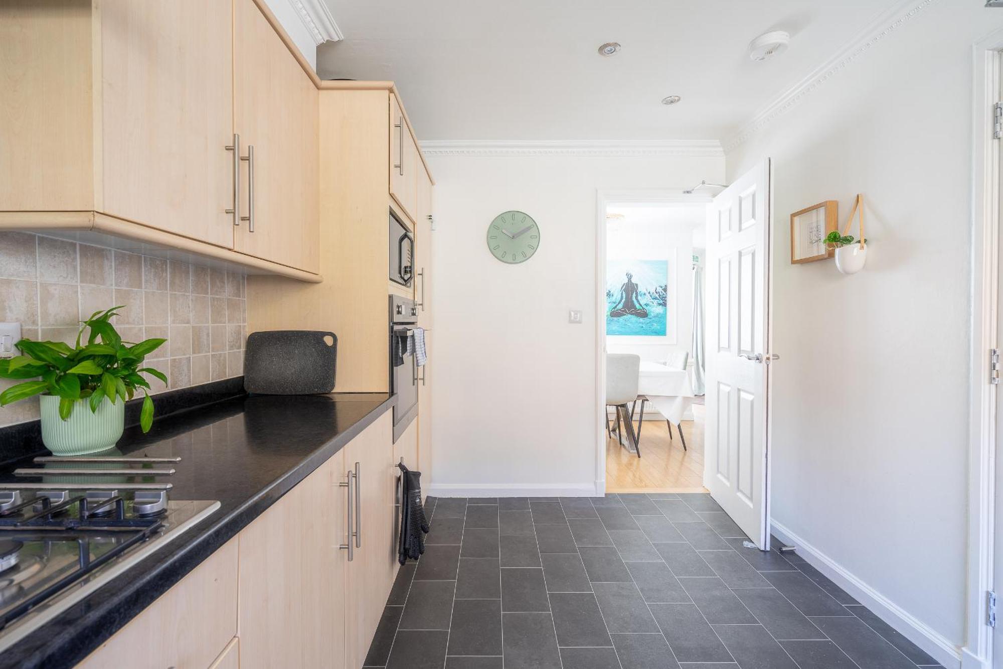 Centre House - 5 Bedrooms - Sleeps 9 - Parking Vakantiehuis Edinburgh